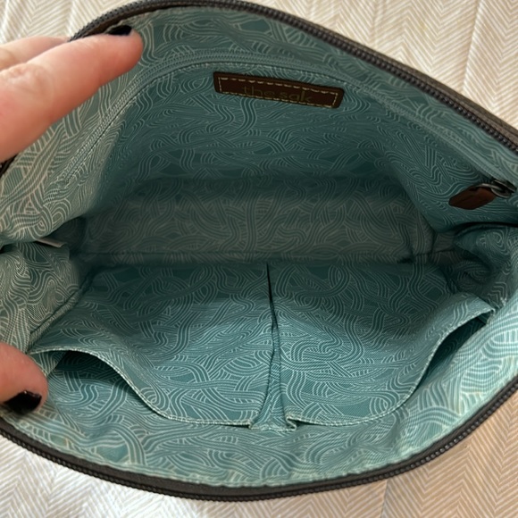 Women's THE SAK Reseda Leather Crossbody - Picture 5 of 14